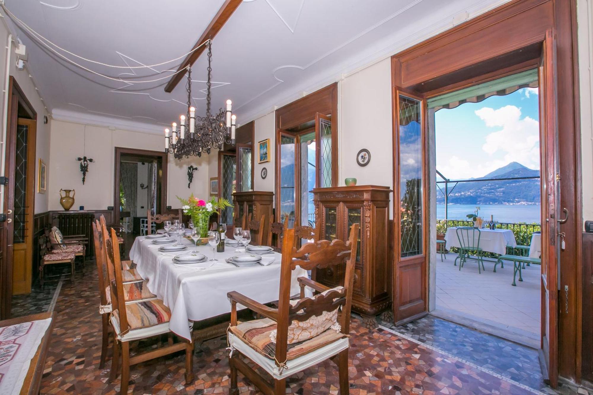 Villa Lucia Grande Varenna Exteriör bild